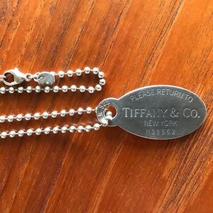 Return to Tiffany & Co. Oval Dog Tag Necklace